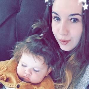 Meet your Posher, Carolyn